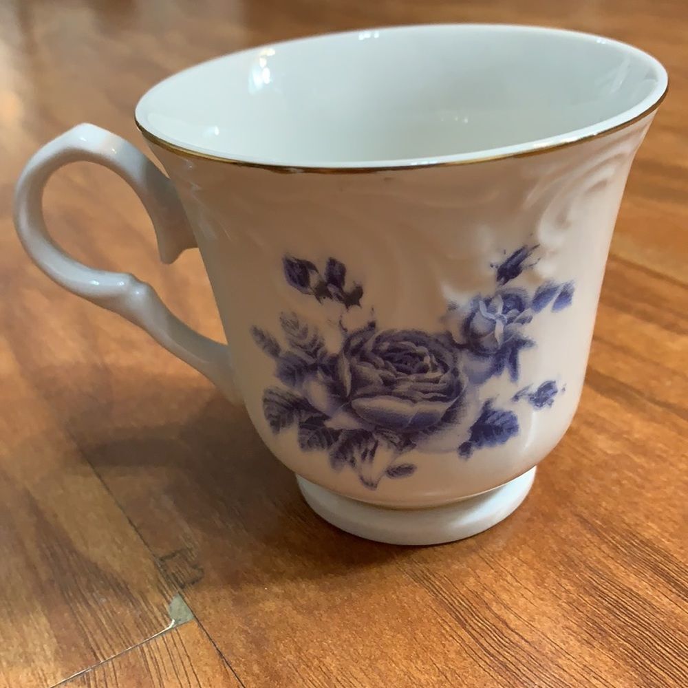 Gibson China Vintage Blue Rose Place Setting Gold Trimmed 5 Pieces Included - Picture 12 of 15